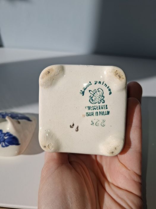 Małe pudełko do przechowywania fajans Włocławek