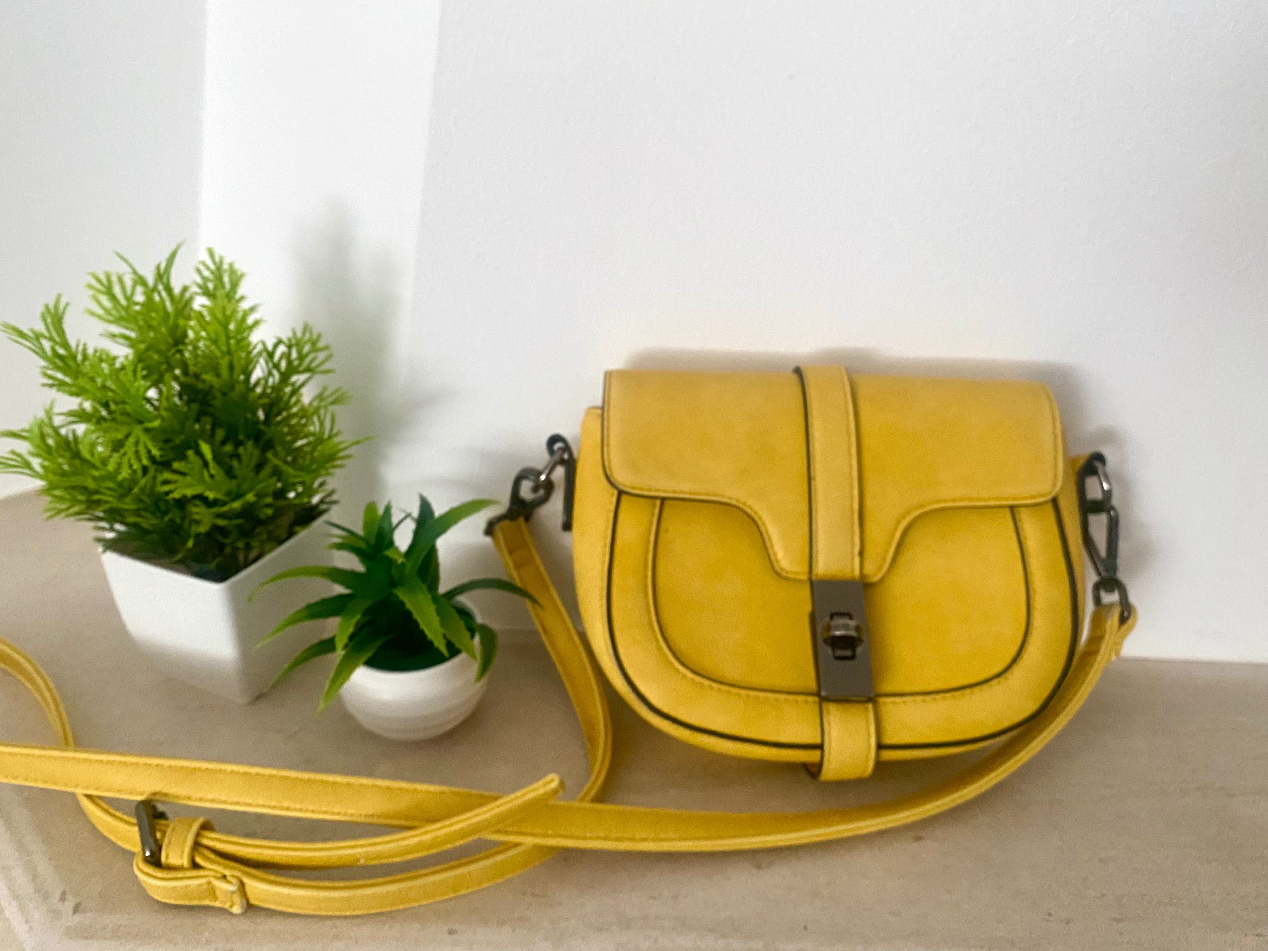 Mala amarela crossbody