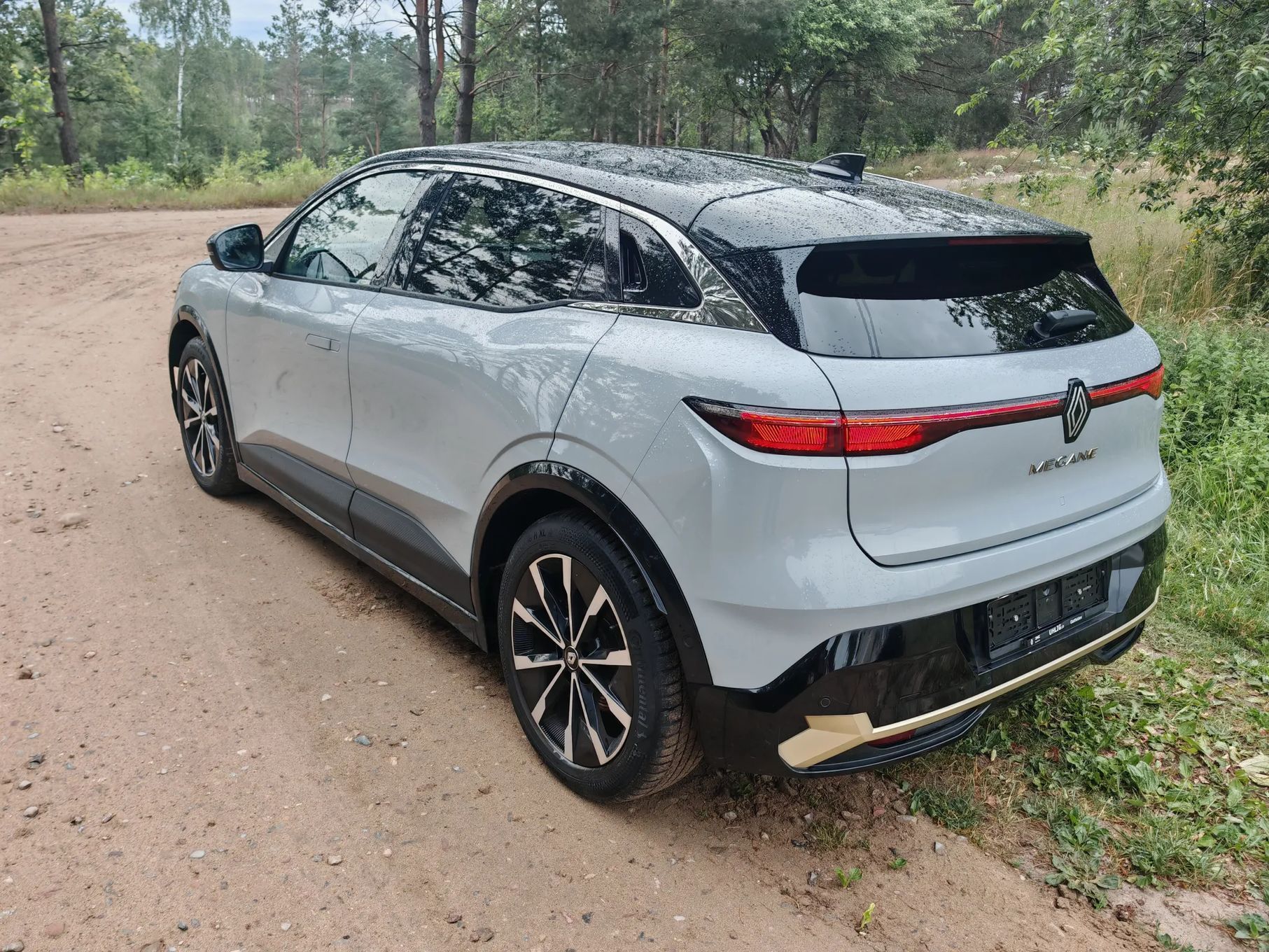 Renault Megane Renault Megane e-tech EV60 Iconic full