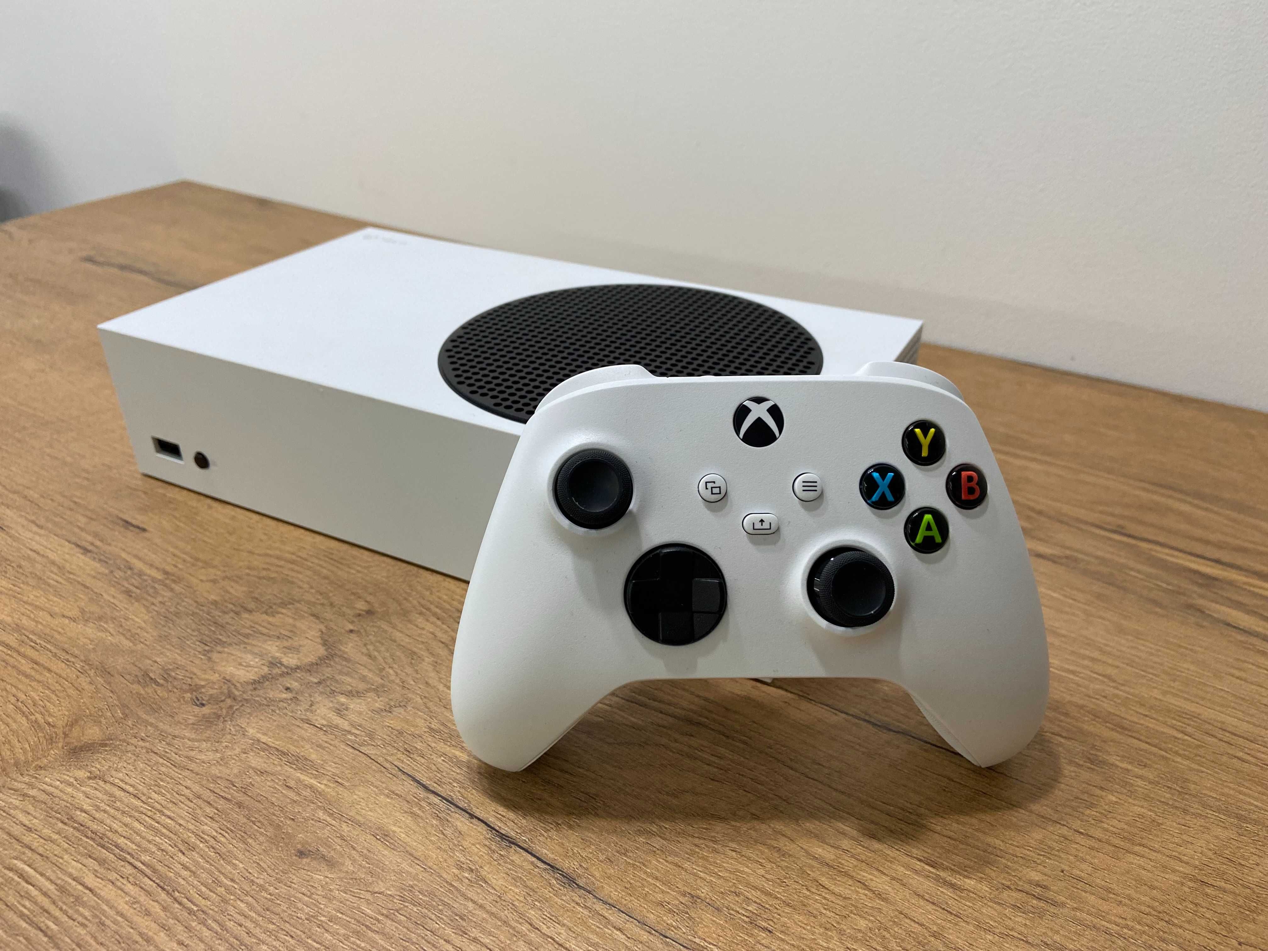 Konsola Xbox Series S 500 GB Oryginalny PAD, Okablowanie