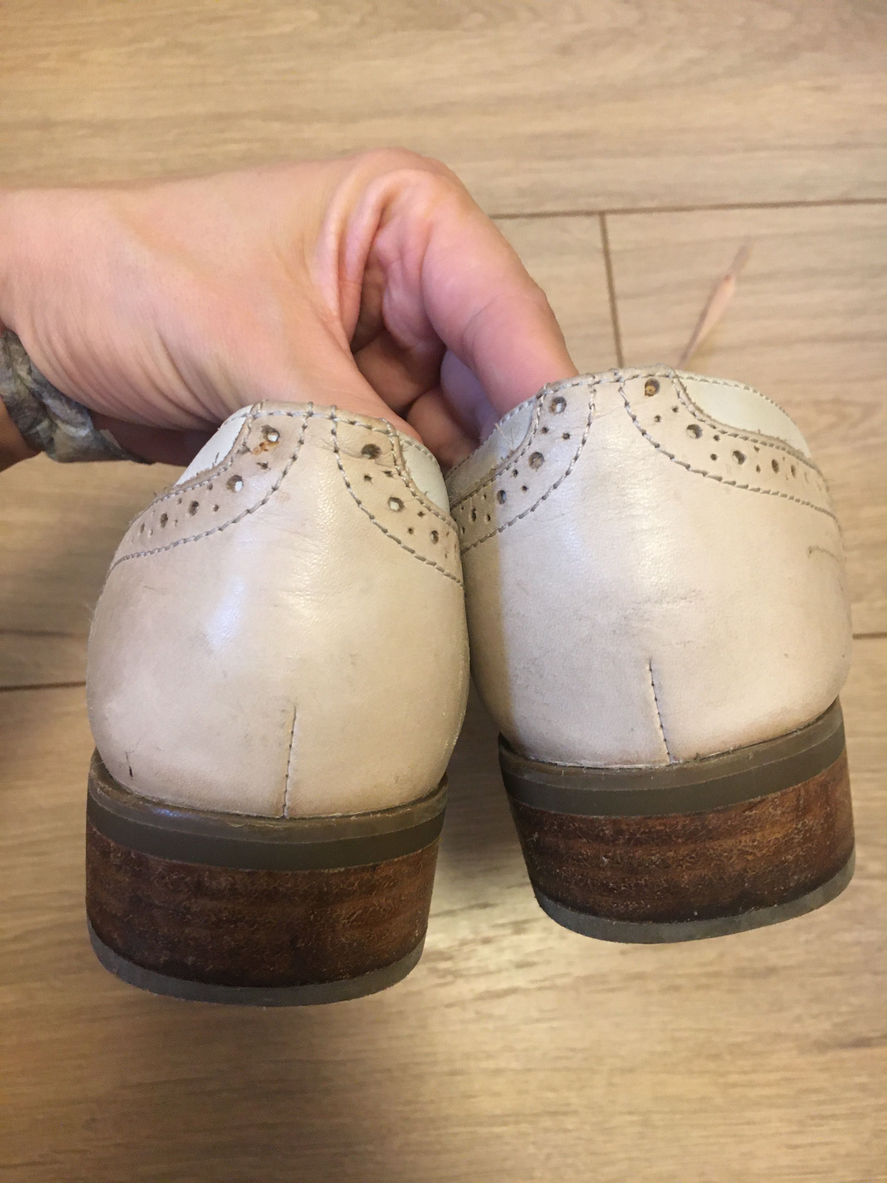 Wiązane półbuty Clarks r. 39