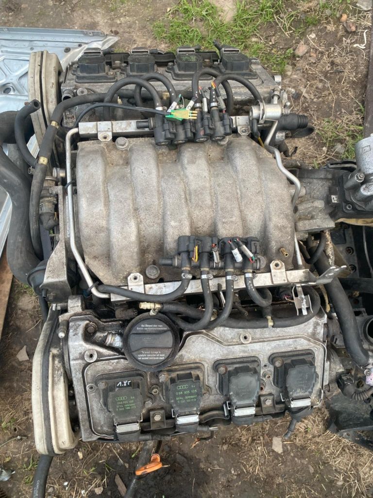 Silnik kompletny Audi A8 D2 3,7 Benzyna AEW
