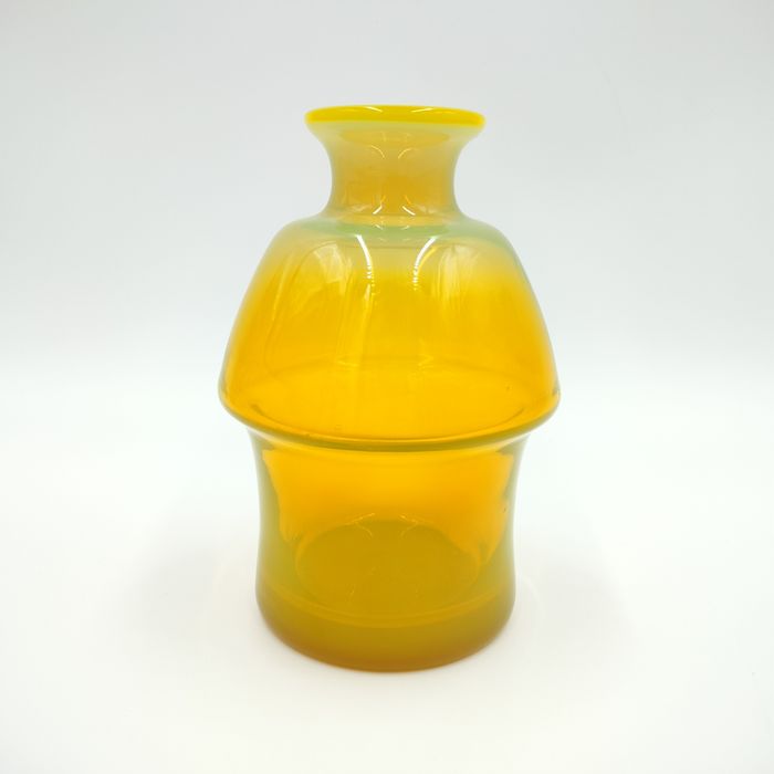 Horbowy Domek Wazon Wazonik PRL Szklany