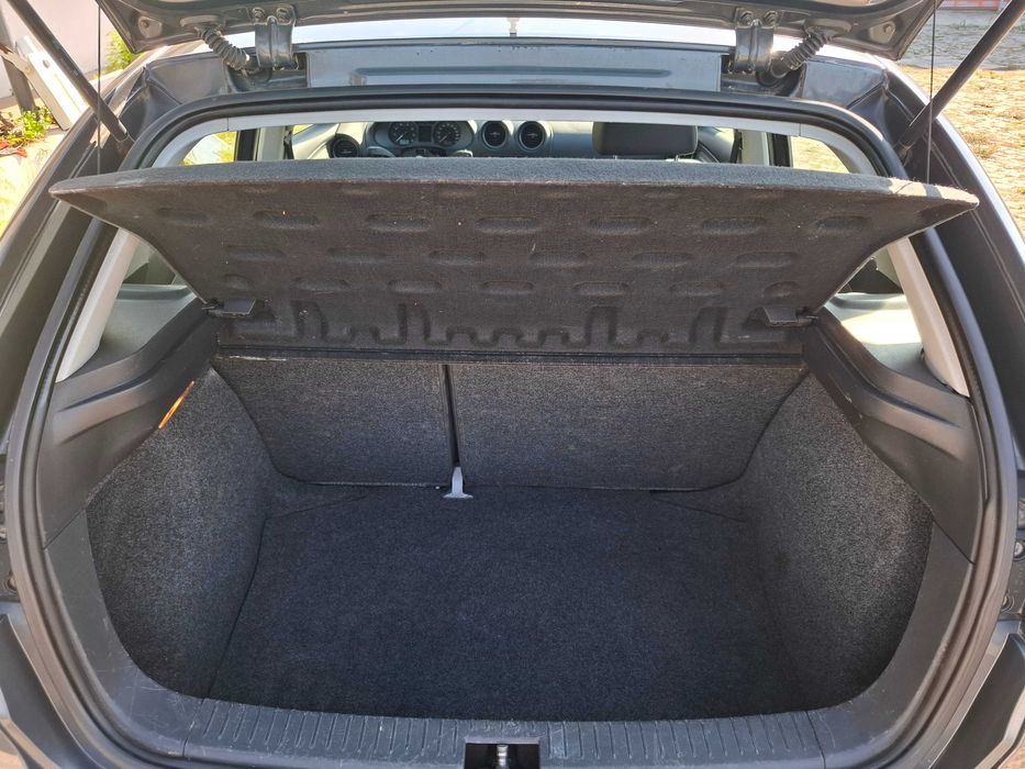 Seat Ibiza 1.2 12 V. de 2006 a Gasolina em perfeito estado geral