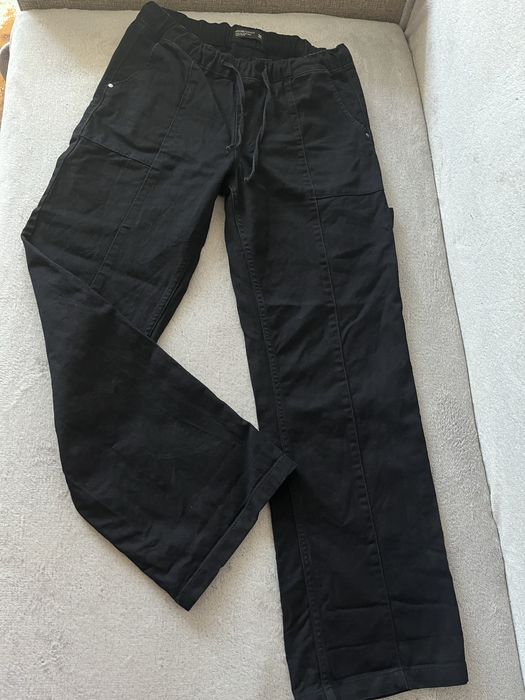 Джинси чорні від бренду HOUSE