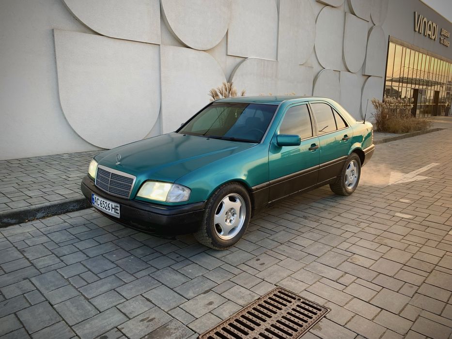 Mercedes-Benz C-class w202 2.3 газ/бензин МКПП