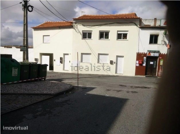 Arrenda-se Moradia Geminada T3 Duplex Águeda