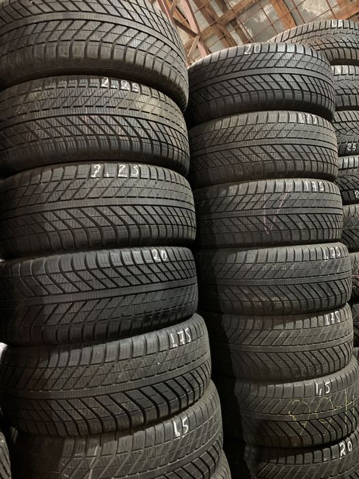 Шины б/у  225/50-R17 Goodyear Vector 4S пара