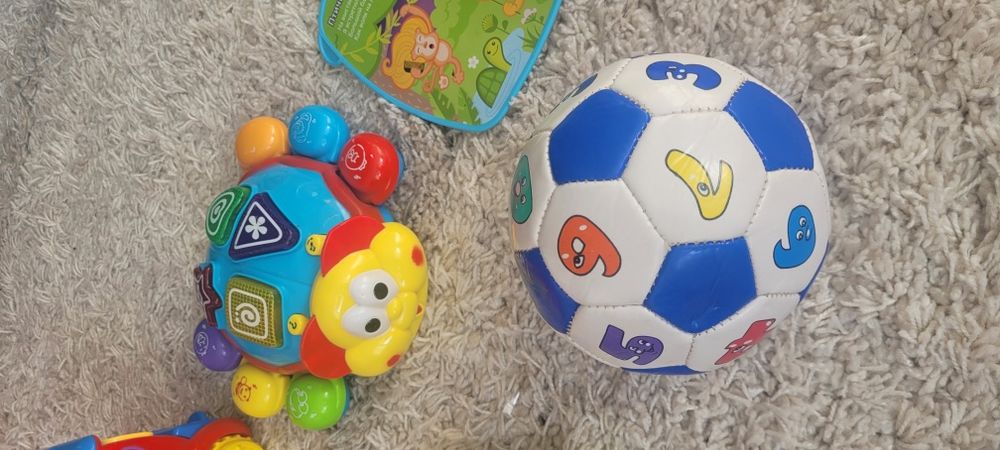 Продам дитячі якісні іграшки