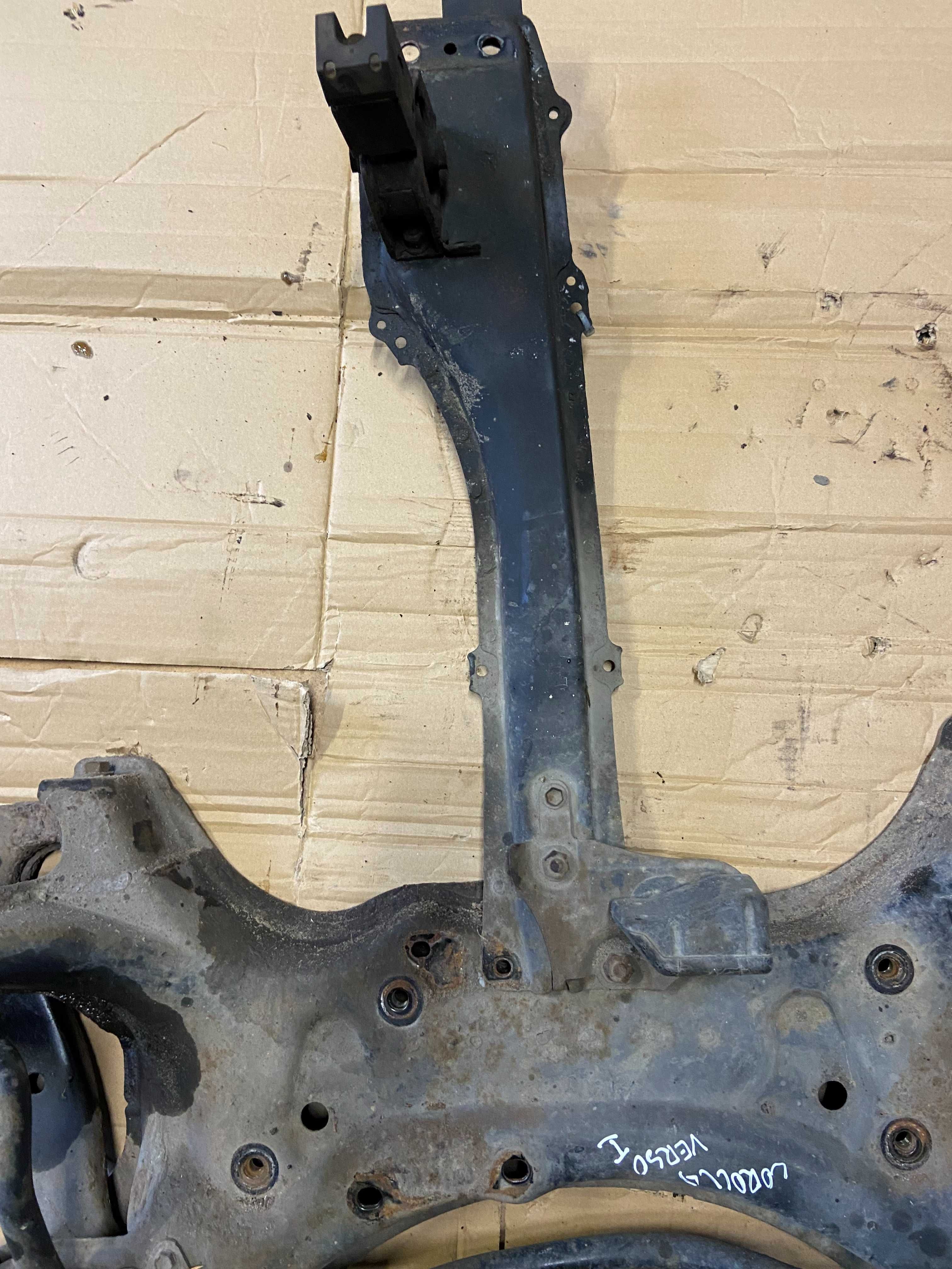 Toyota Corolla Verso I Sanki Wózek Belka Silnika 2.0 D4D 01-04