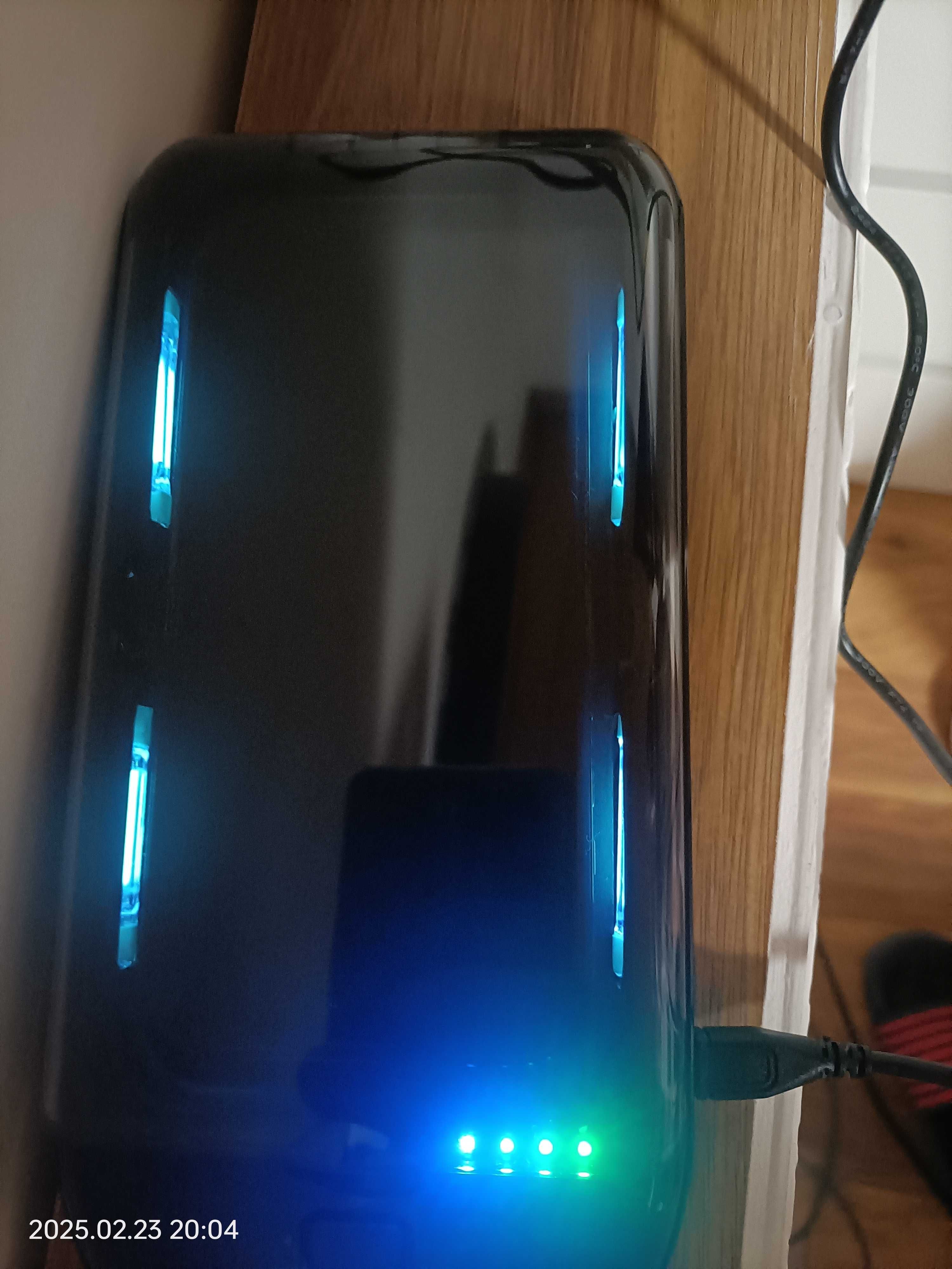 Ładowarka indukcyjna do smartfona z Sterylizatorem UV Mobile