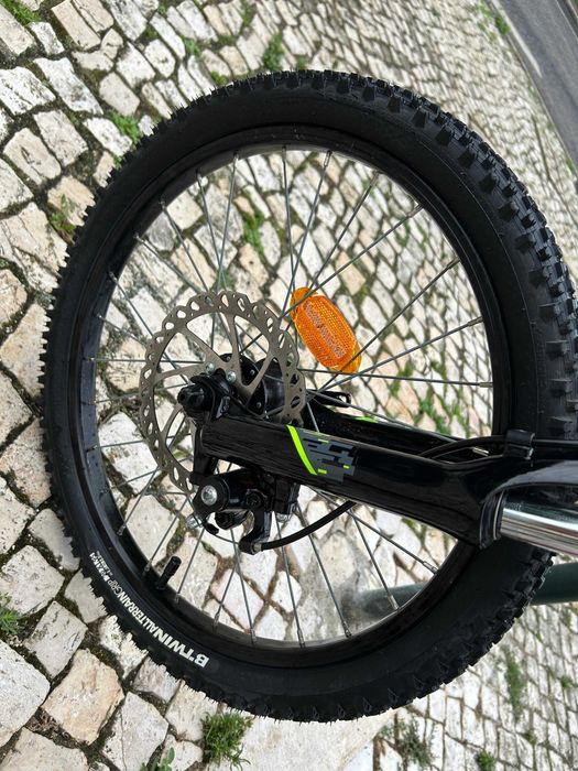 Bicicleta 6 aos 9 anos (120 m a 135 m) - ROCKRIDER ST900 20'