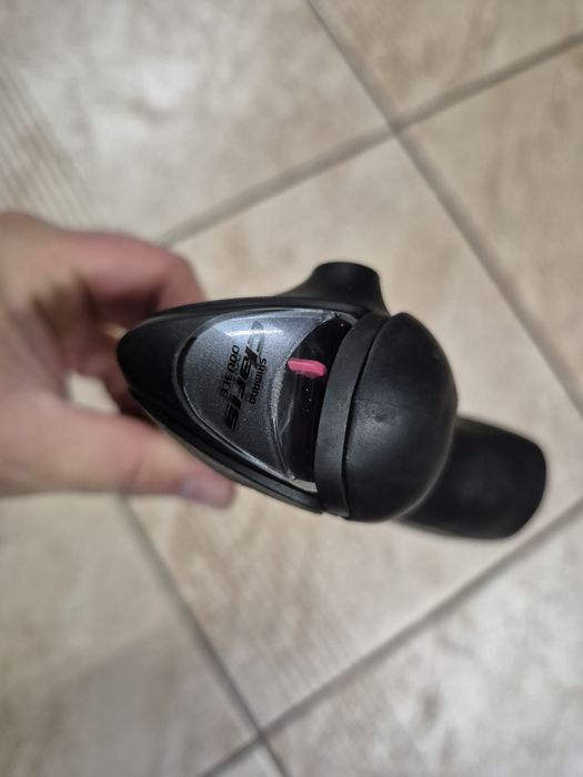 Klamkomanetka lewy przod Shimano Claris