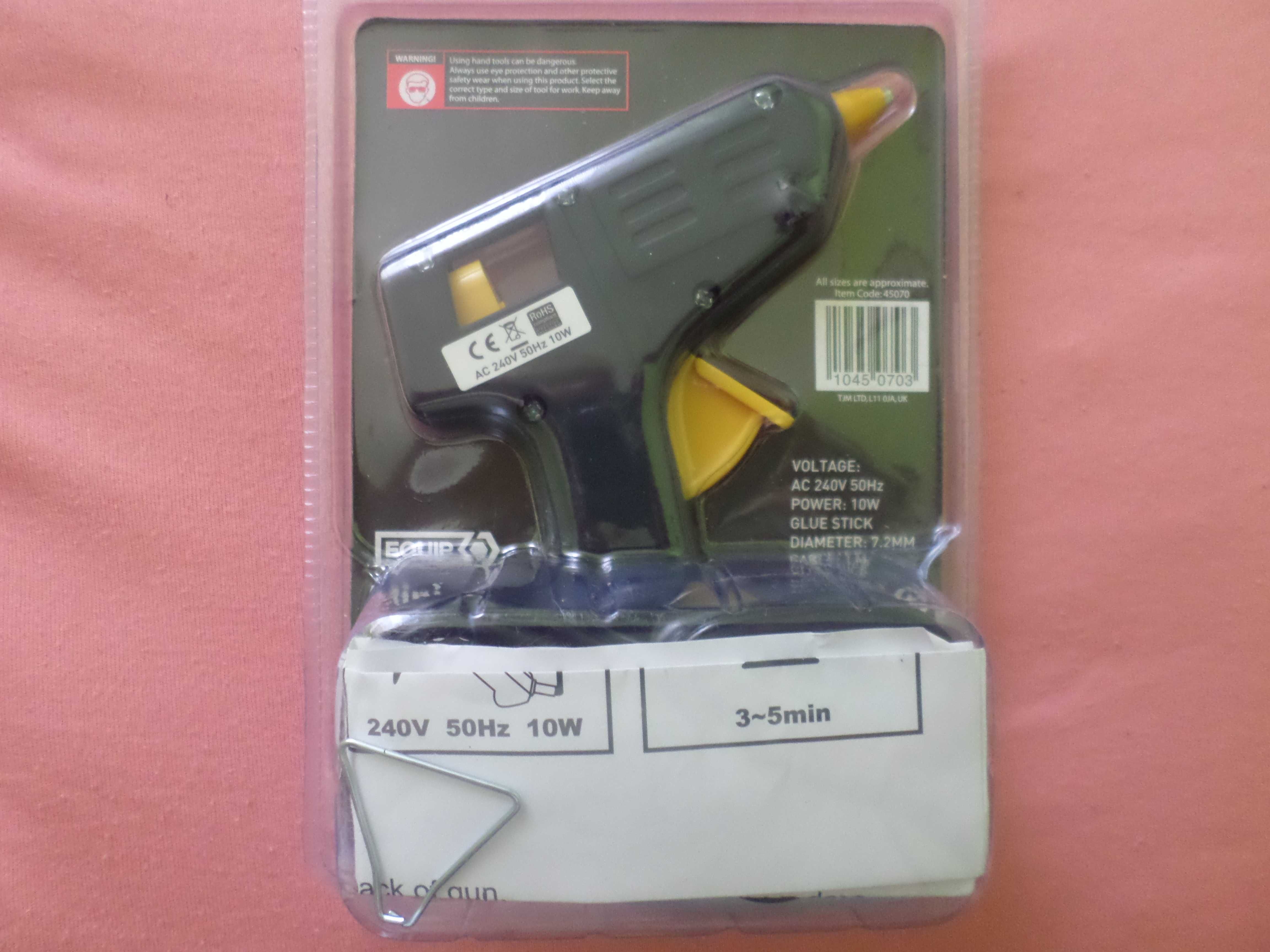 Mini "pistolet" do kleju na gorąco + 14 dodatkowych sztyftów kleju