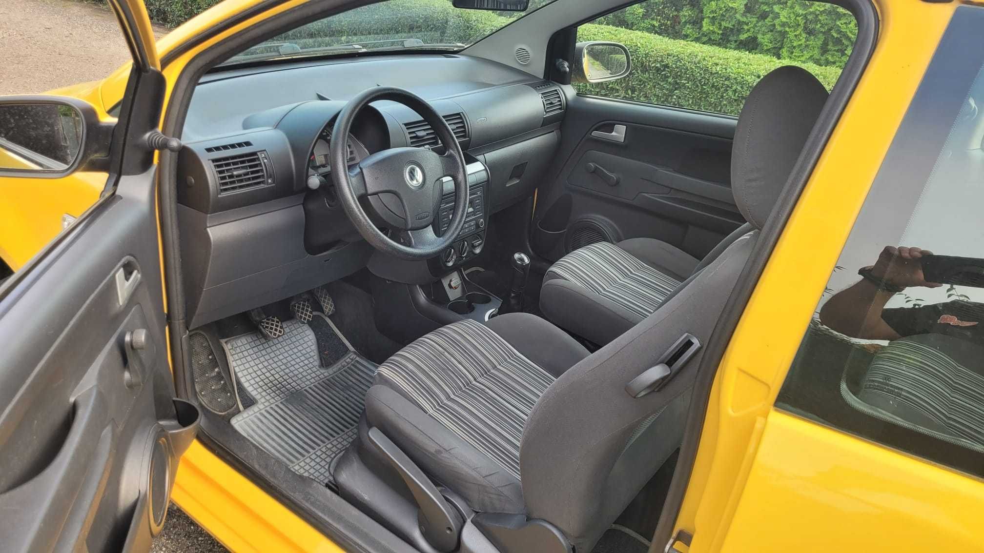 VW Fox stan bardzo dobry