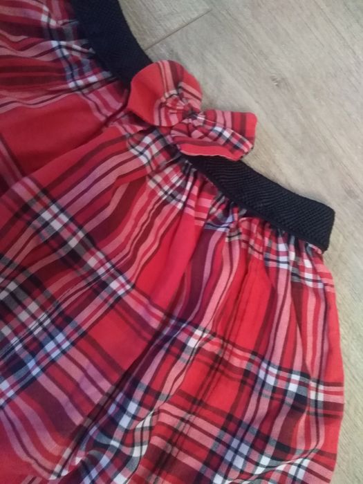 Spódniczka w kratkę r128