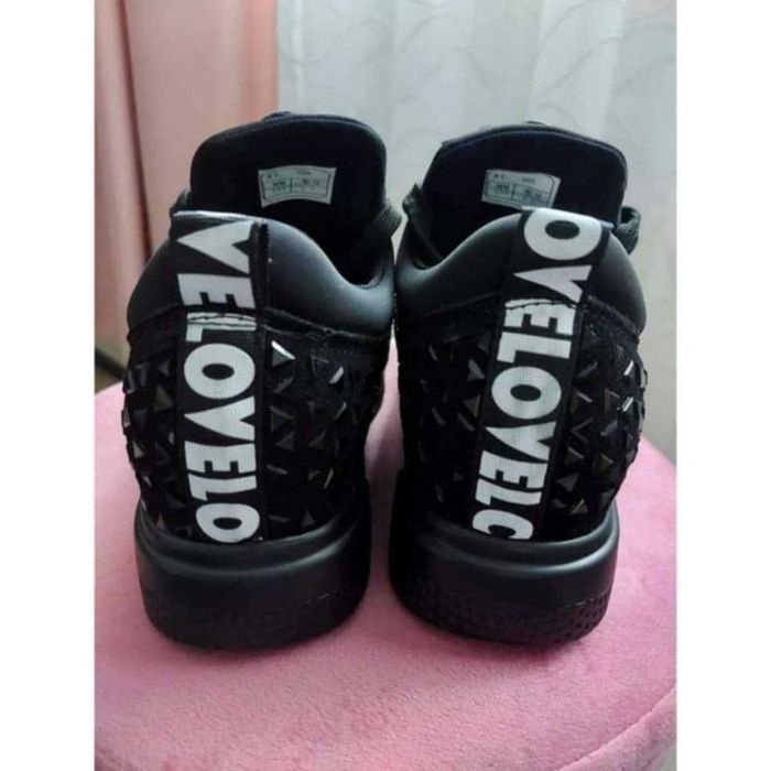 Adidasy na wzór chanel