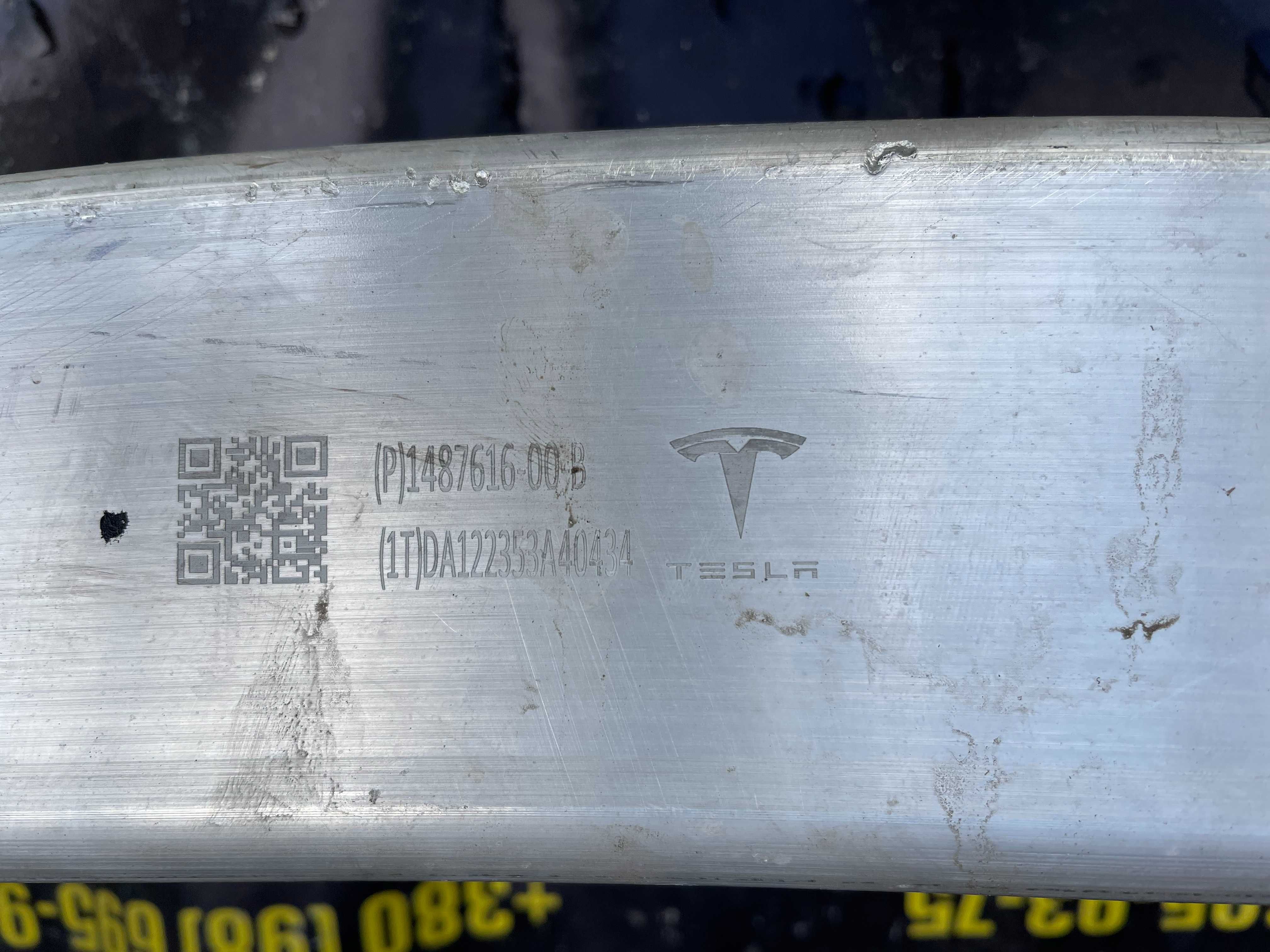 Підсилювач заднього бампера Tesla Y усилитель Tesla Y 1487616-00-B