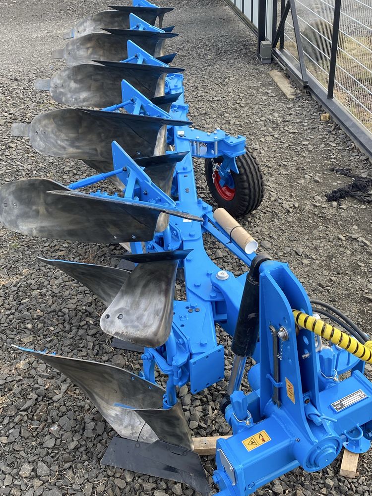 Плуг оборотний навісний 5ти корпусний. Lemken Europal 7,4+1