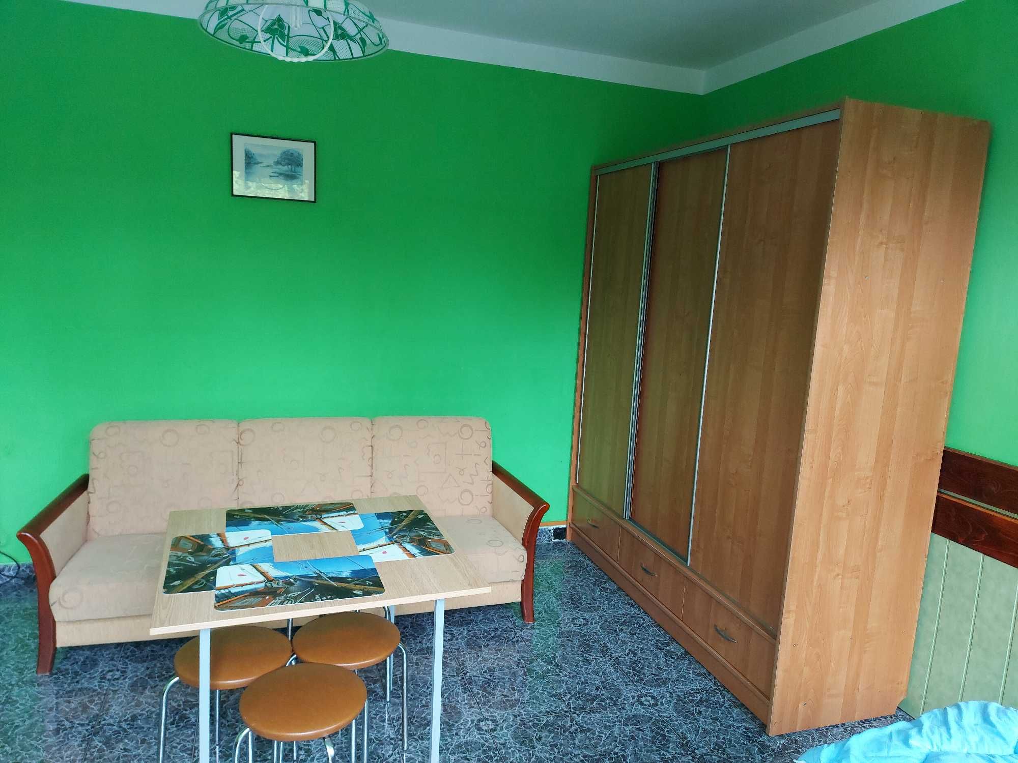Last minute 20-26.0 pokoje typu studio niezależne wejście parter