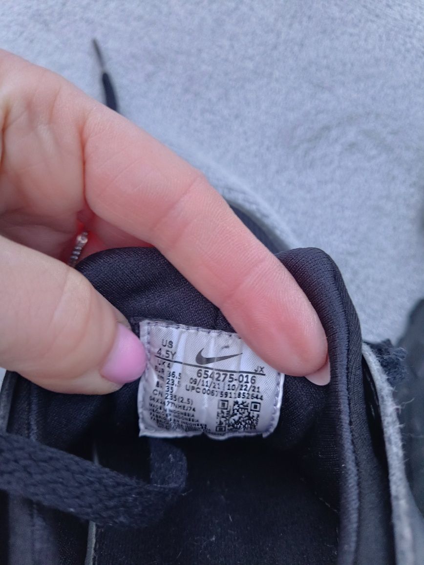 Женские кроссовки Nike Huarache р36