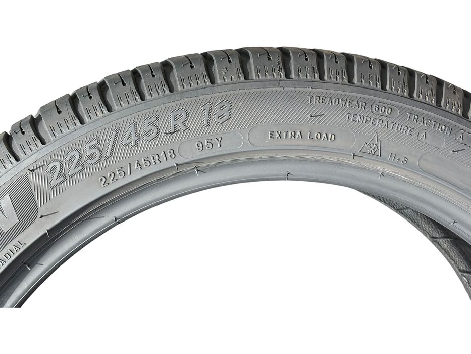 225/45/18 MICHELIN Cross Climate 95Y XL