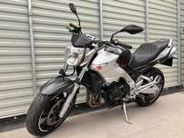 Suzuki GSR 600 2006r Transport RATY