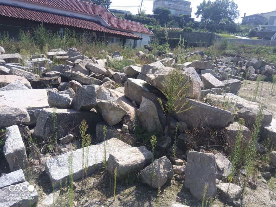 vendo pedra de heira