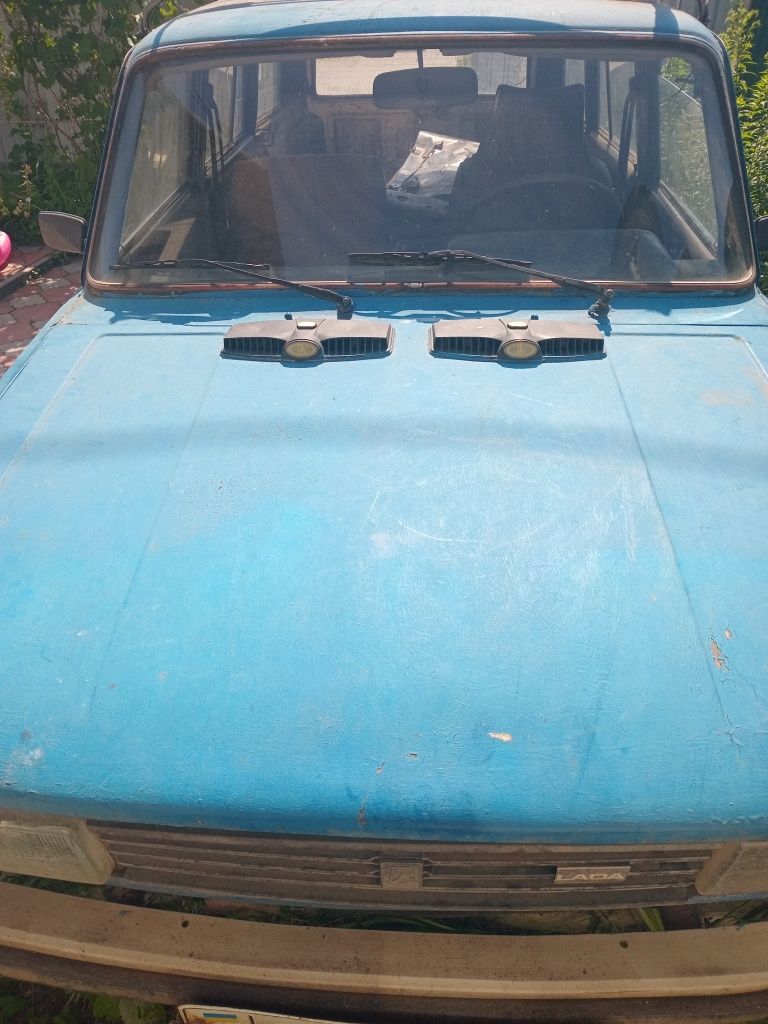 Продам ваз 2104,резина добра
