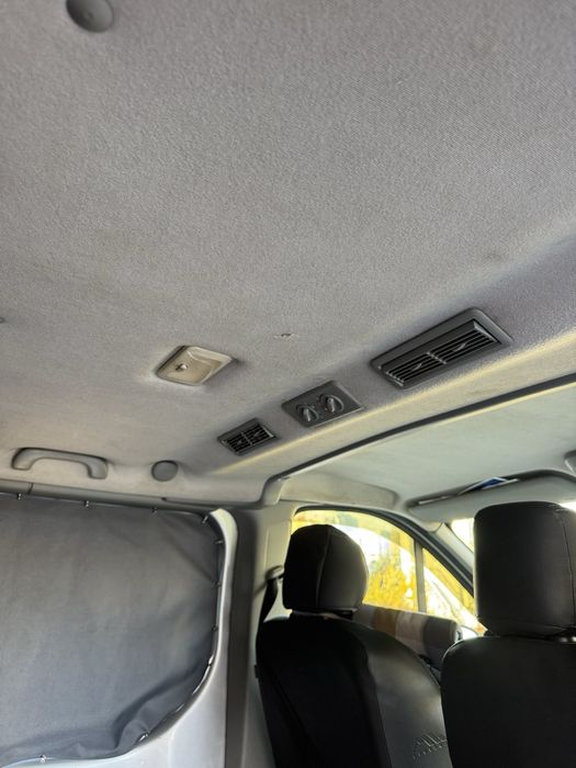 Renault Traffic 2011 року 2,0 дизель пасажир (8+1)