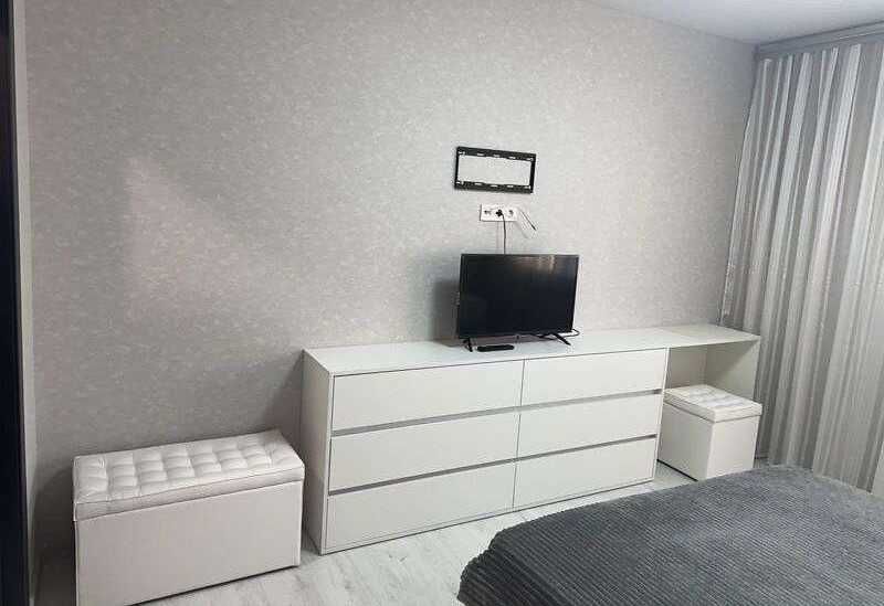 2m 2 квартира новострой ЖК Мира метро Индустриальная ХТЗ єВідновлення