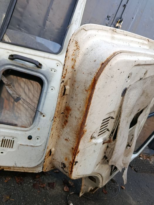 Продам двері до газелі