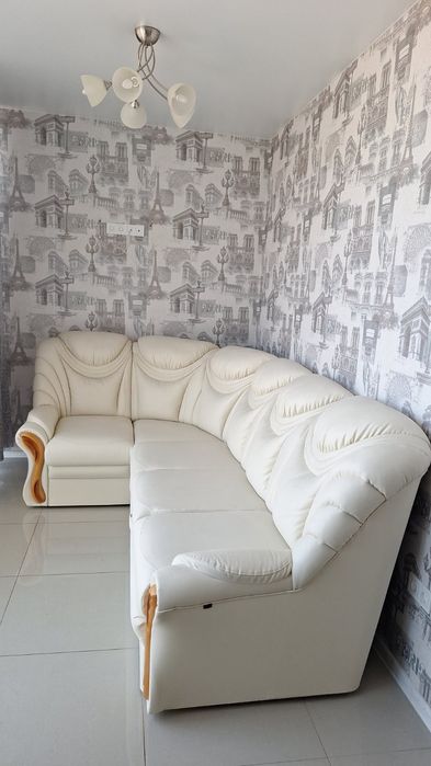 Диван 2*1.60 кожзам