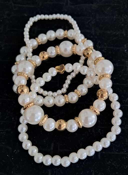 4 Pulseiras de Bolas Estilo Pérolas Dourado