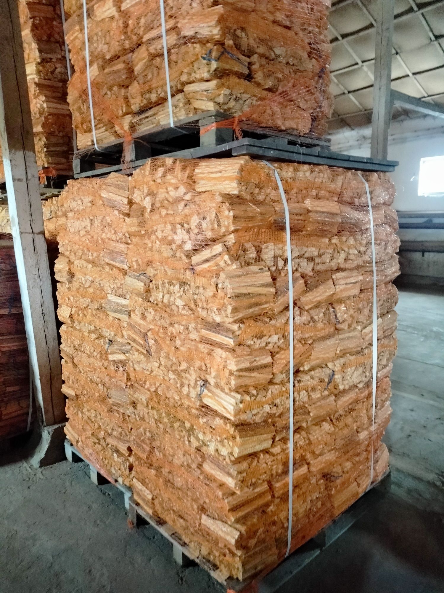 Drewno suche z dostawą pod same drzwi