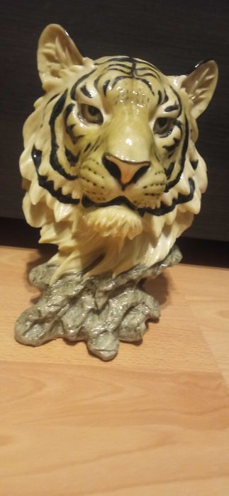 Popiersie tygrys rzeźba