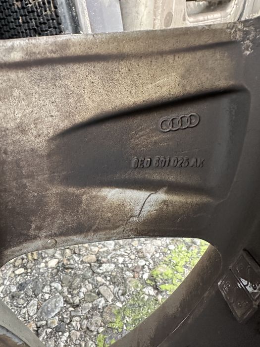 Легкосплавні алюмінієві диски audi r18 5/112 original