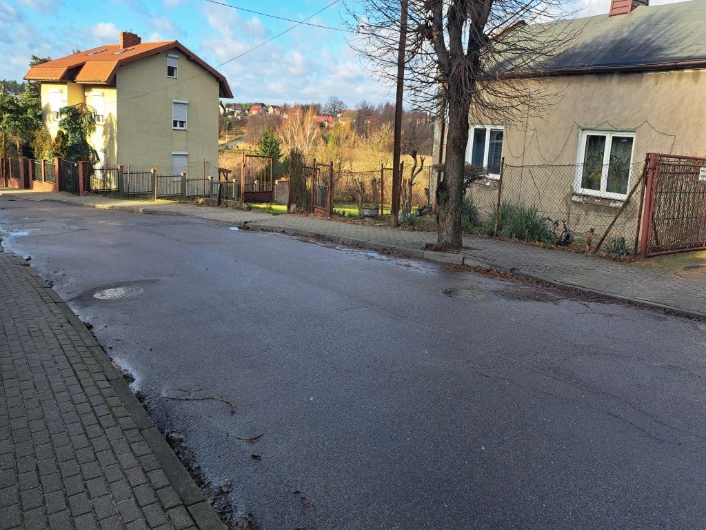 Działka z domem w Centrum Lipna