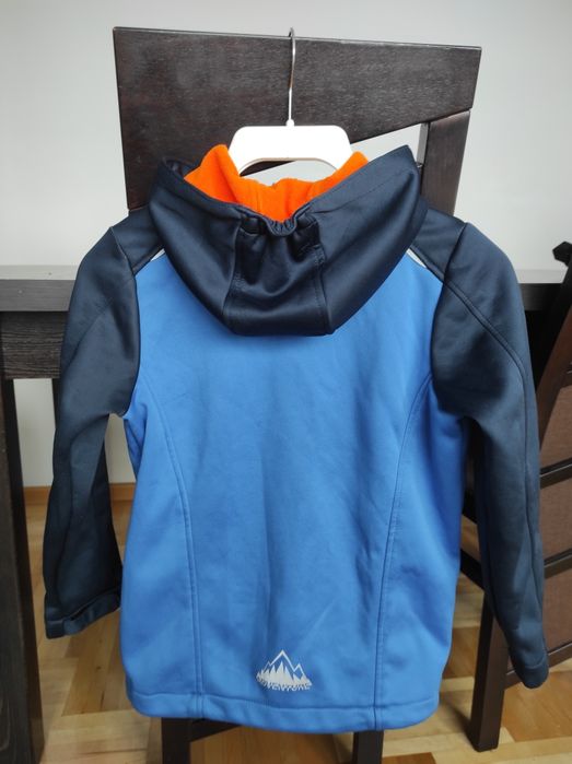 Kurtka Softshell rozmiar 122/128
