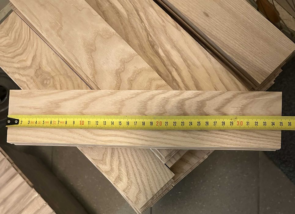 Nowy parkiet klepka jesion