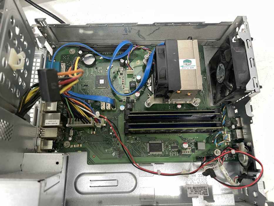 компьютер Fujitsu Esprimo C720 4-ядерный Core i5-4670 COM Port