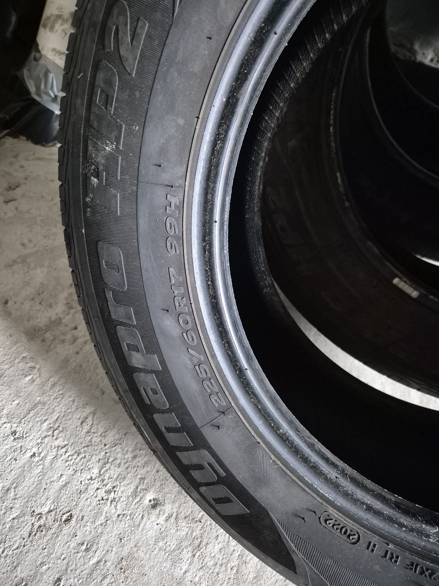 комплект гуми 225.60.17 hankook 22рік