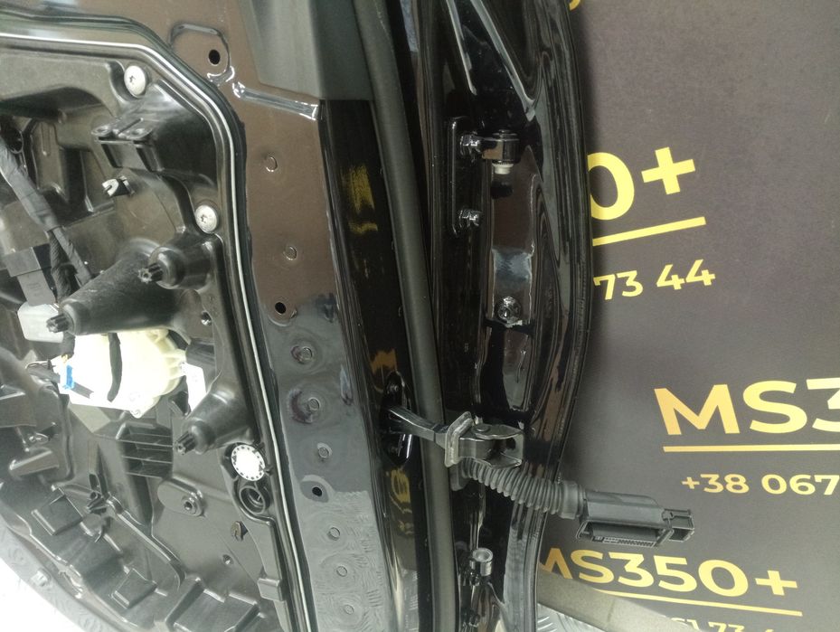 Двері задні ліві BMW X6 G06 БМВ Х6 Г06  дверь задняя левая розборка