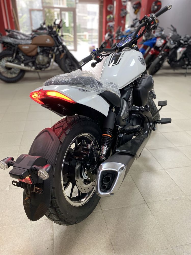 Мотоцикл Lifan V16 S 250