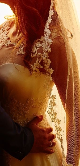 Piękna suknia ślubna roz. 36