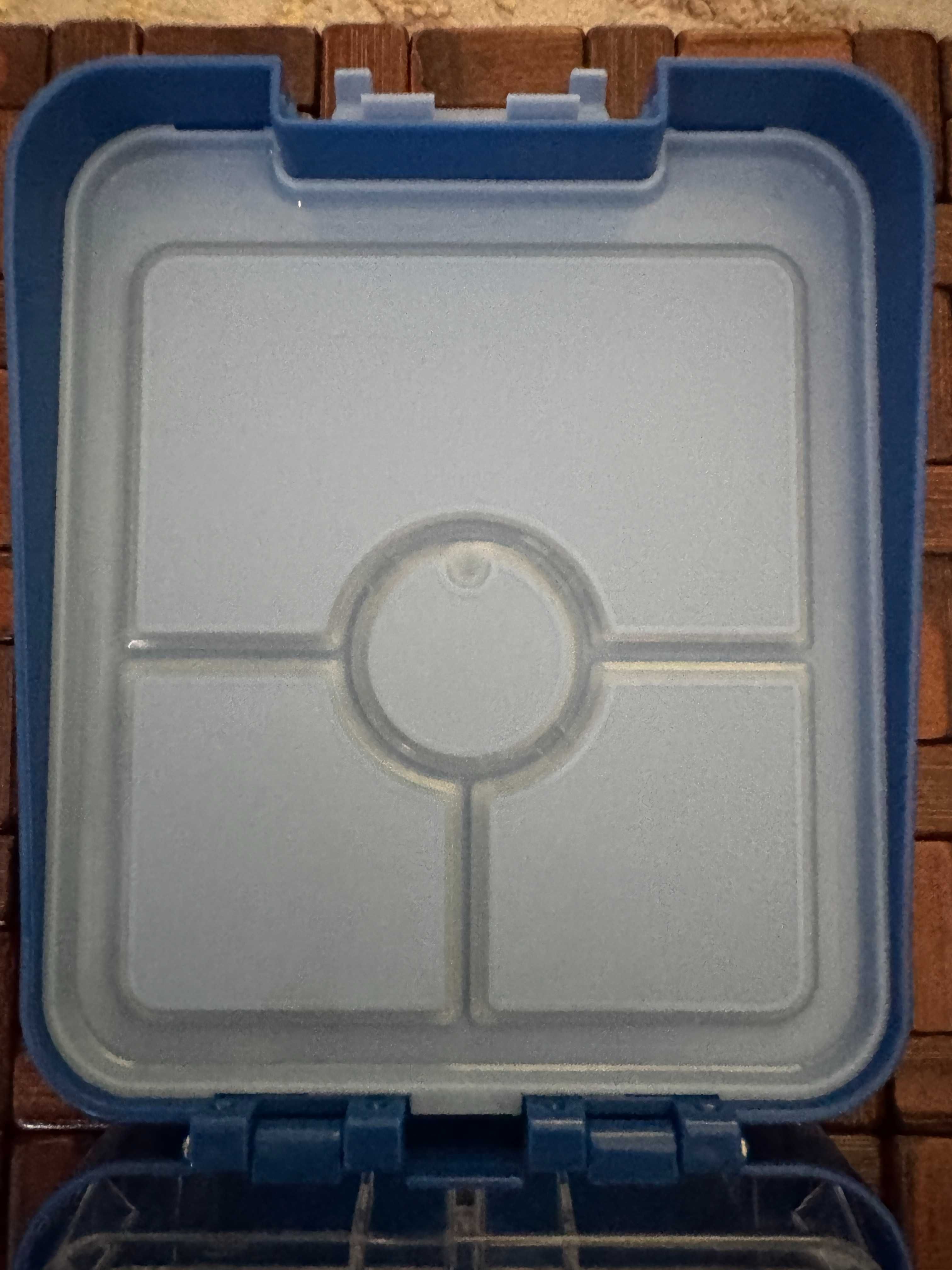 Pojemnik na lunch dla dzieci z przegródkami
