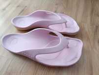 Crocs japonki różowe r. 42 W11