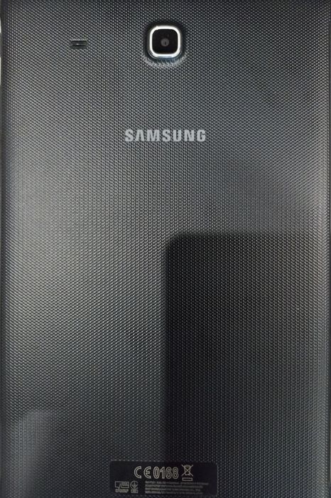 Планшет Samsung Galaxy Tab E SM-T561 б/у