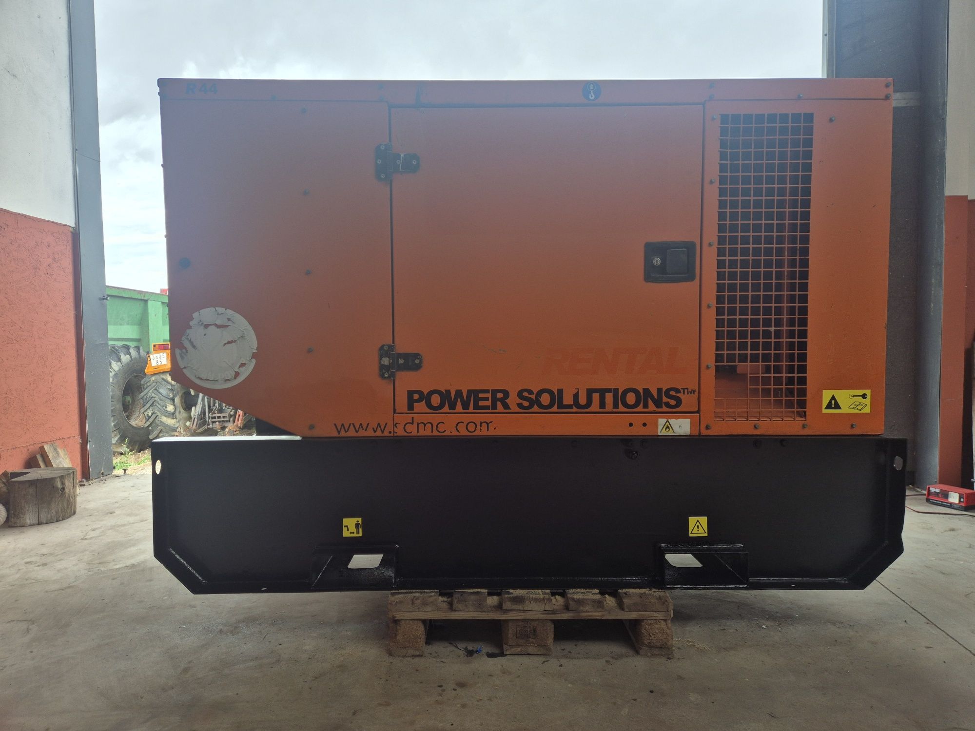 Generator prądu SDMO 45 KVA diesel