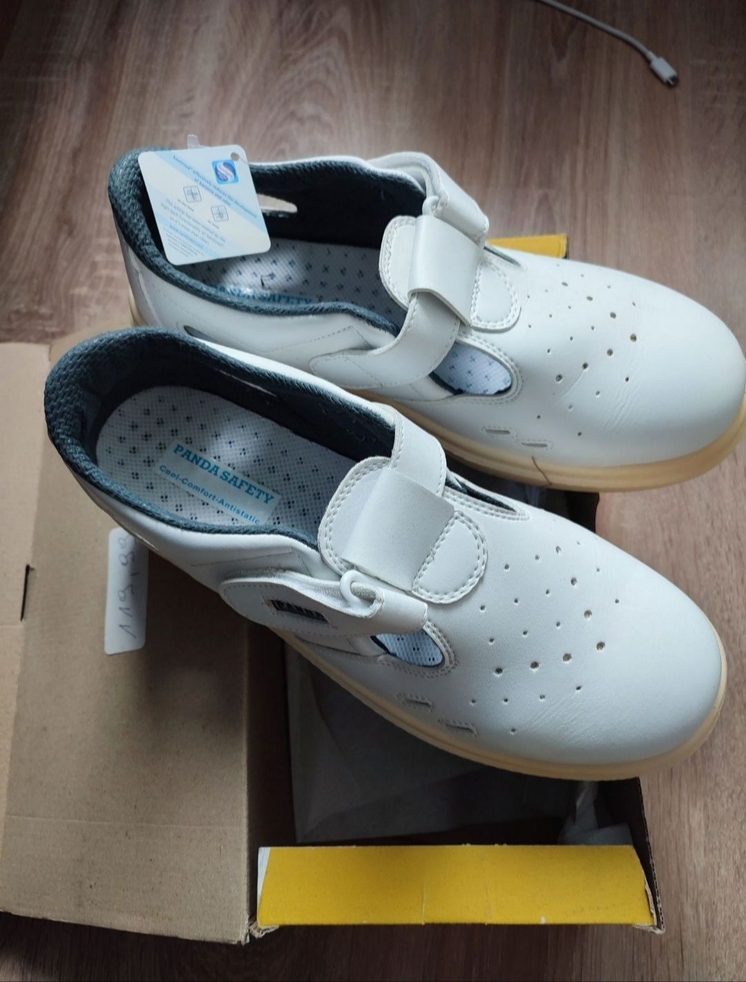 Włoskie buty robocze typu  S1 SRC PANDA LYBRA